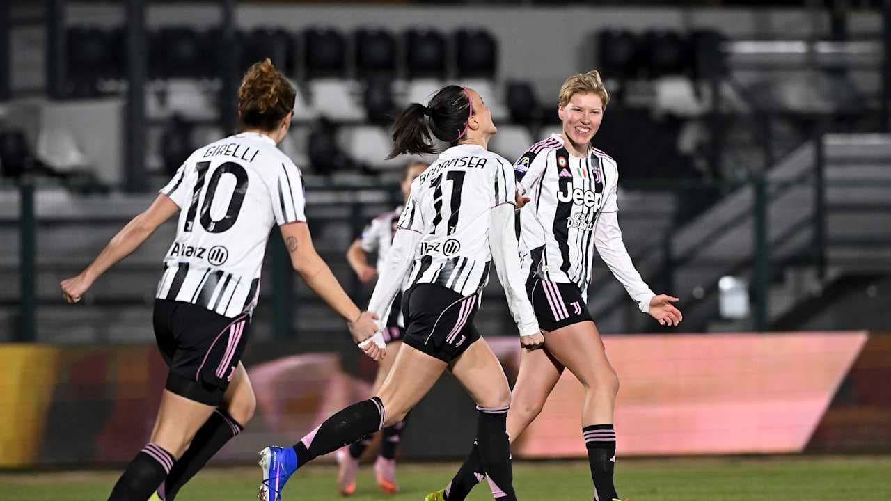 Juventus Women celebrating a goal during match