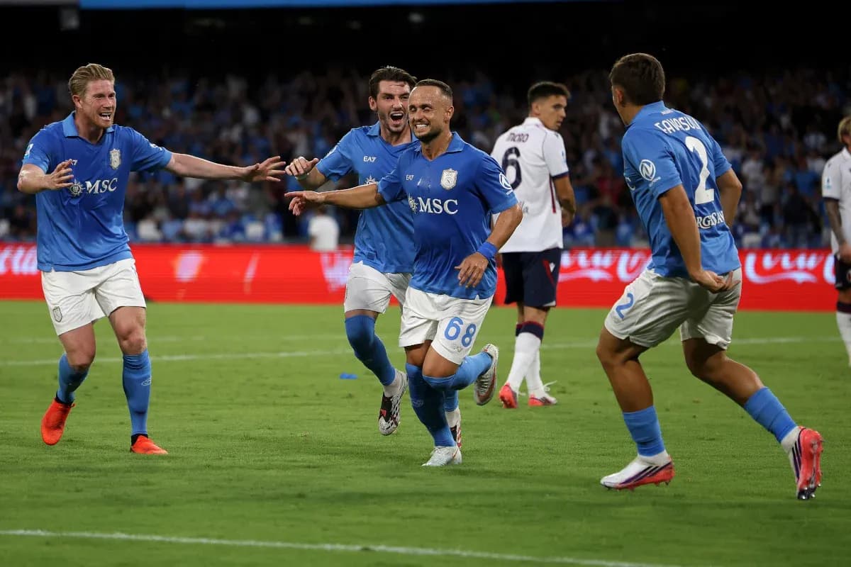 Napoli players celebrating a goal during match