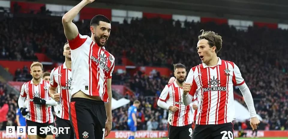 Southampton players celebrating a goal on the pitch
