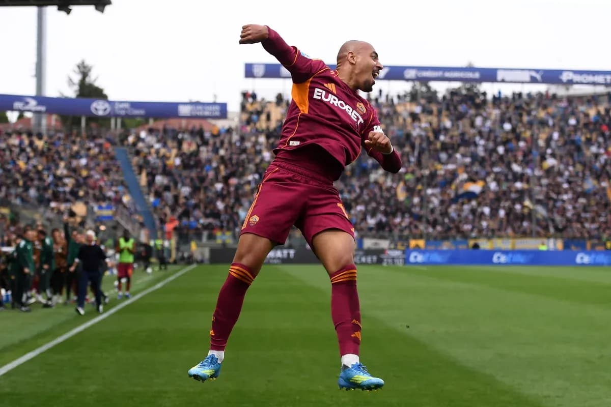 AS Roma player celebrating during Serie A match