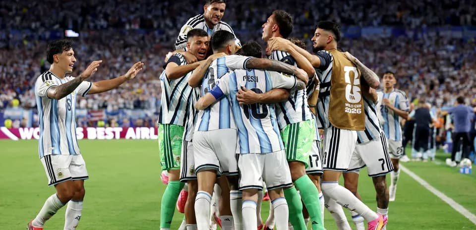 Argentina players celebrating a goal