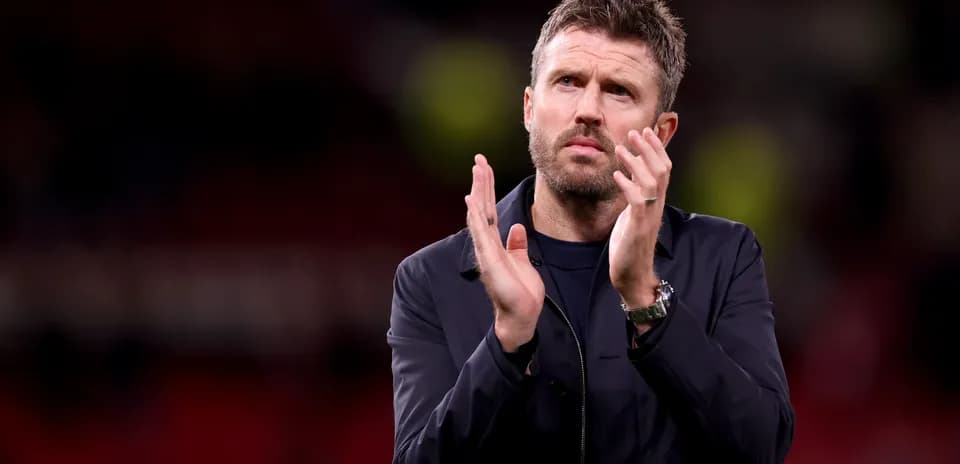 Manager applauding after the match conclusion