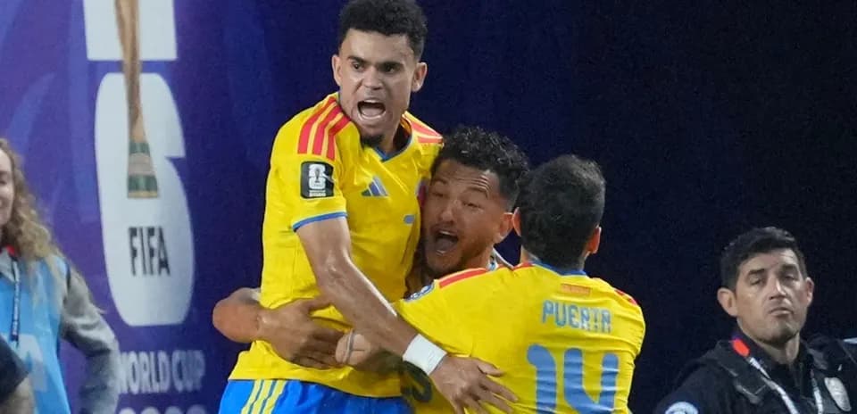 Colombian players celebrating a goal in World Cup