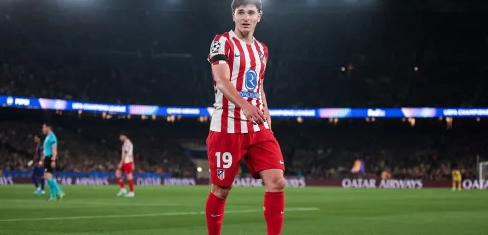 Atletico Madrid player on the field during match