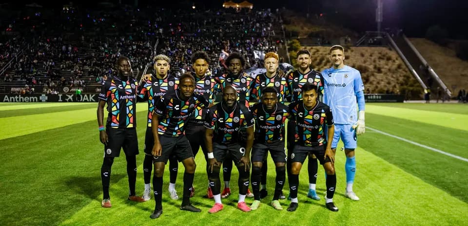 Oakland Roots team photo before match