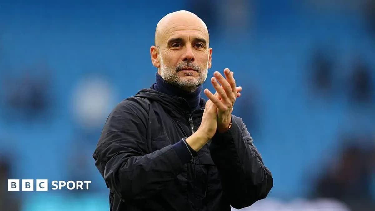 Coach applauding after the match at stadium