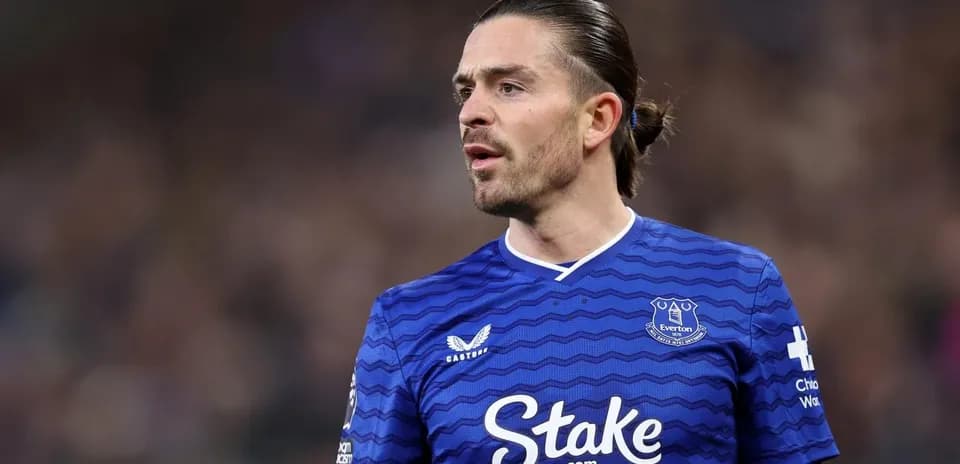 Player in blue Everton kit during match