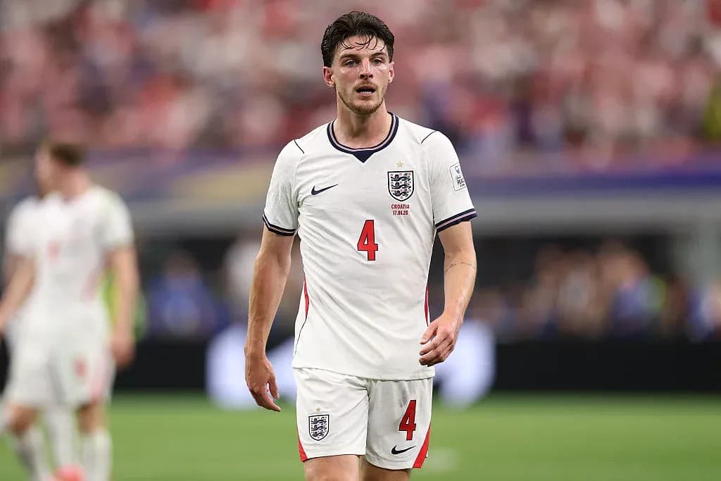 Player walking on the pitch during match
