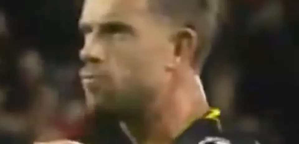 Player focused before the match with determined expression