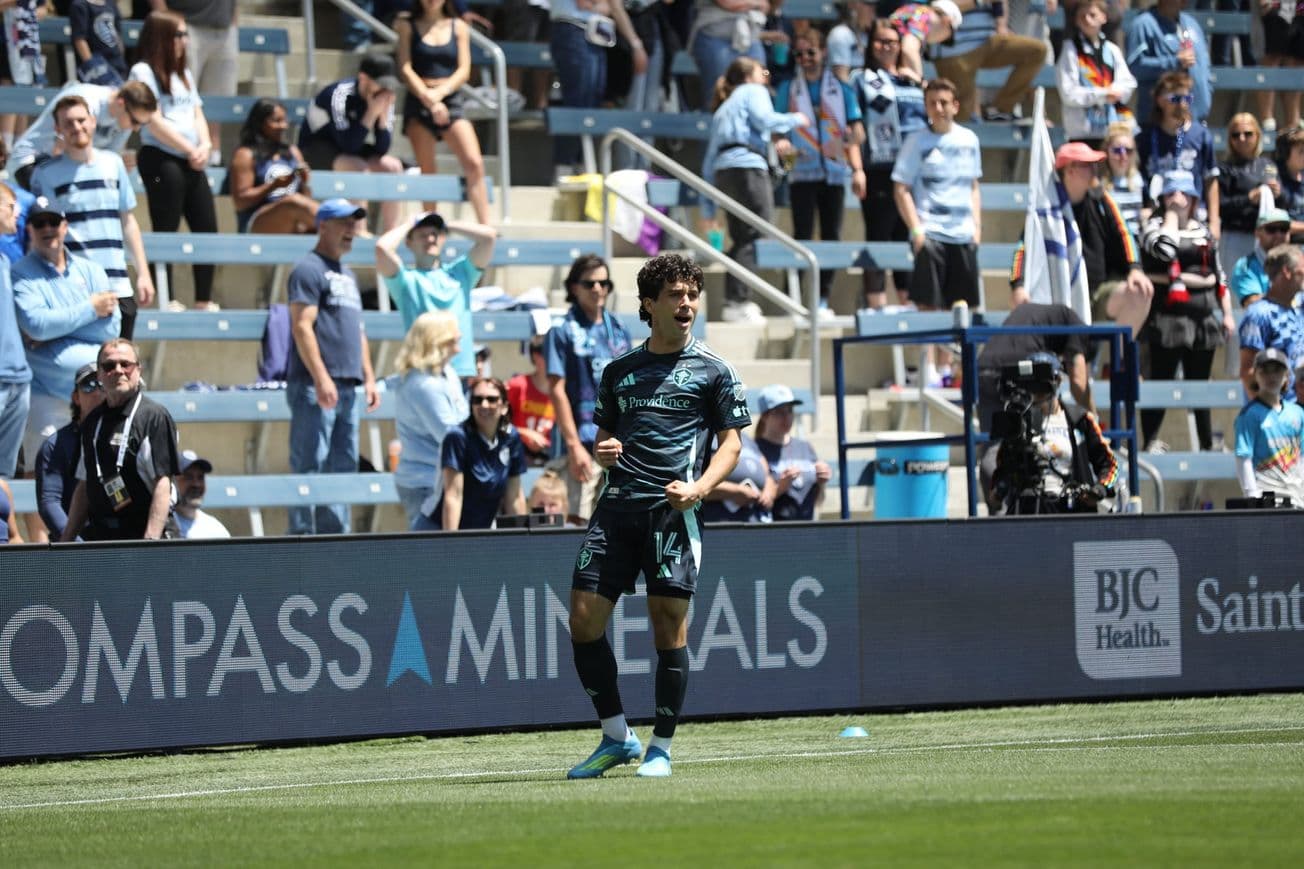 Player celebrating a goal during match