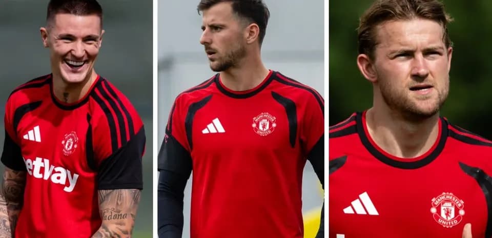 Three Manchester United players in training kits