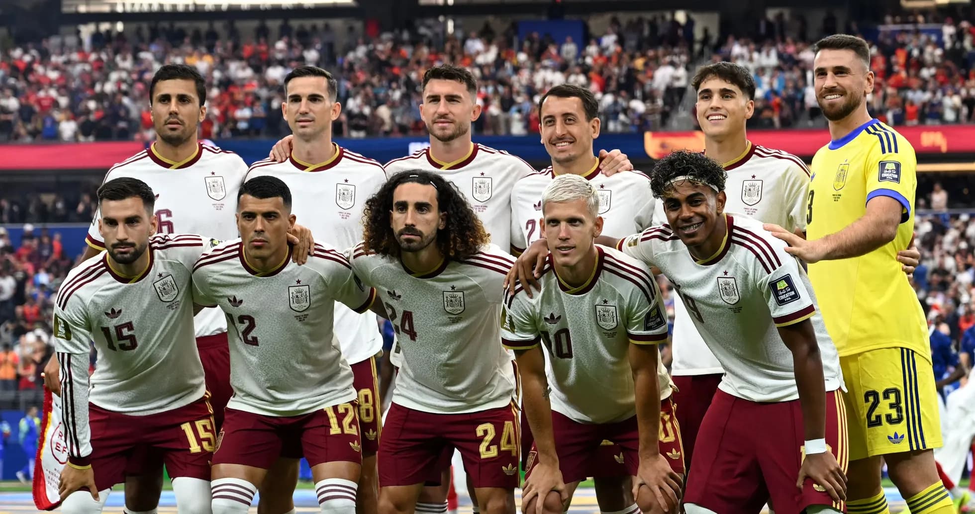 Spain national football team posing for team photo