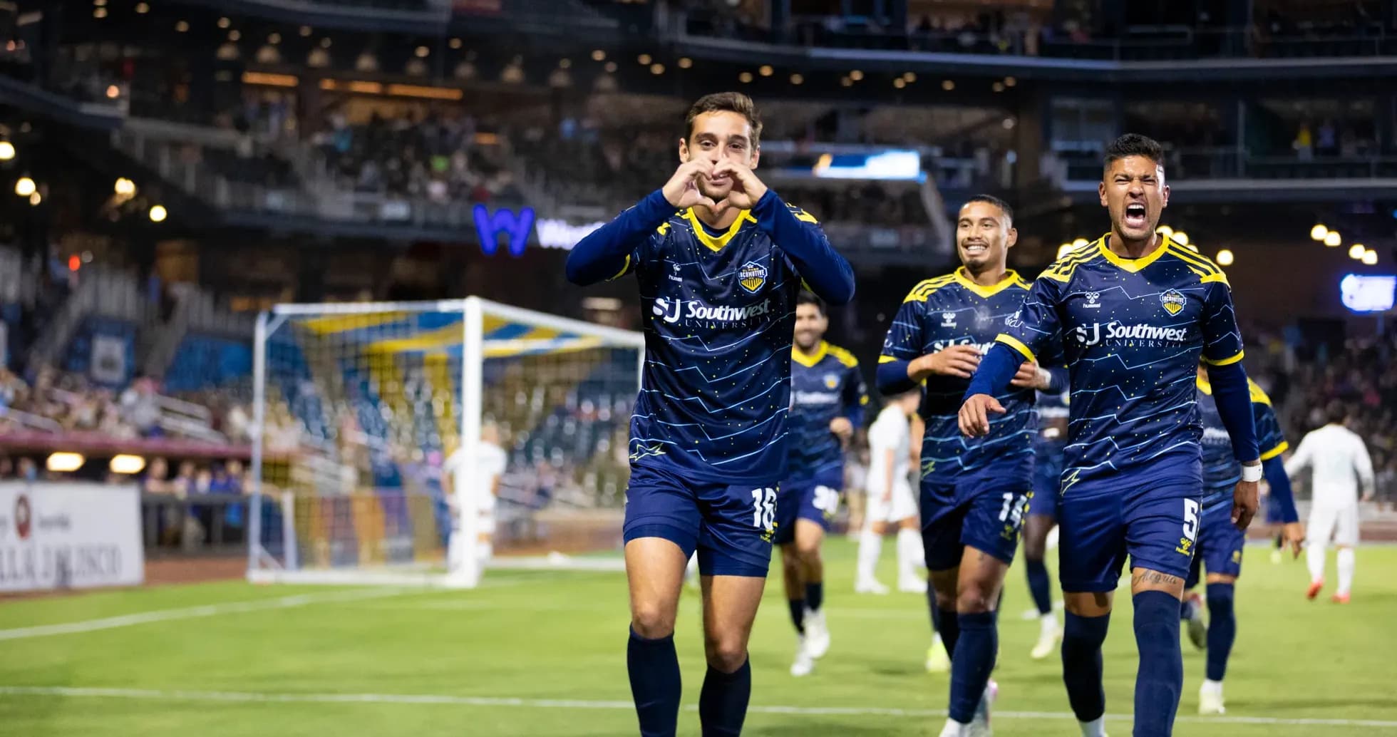 El Paso Locomotive players celebrating a goal