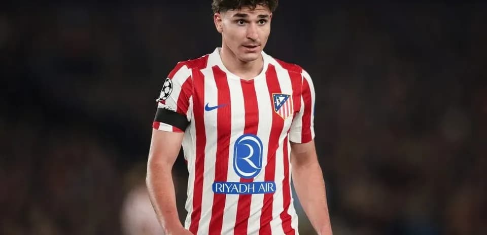 Player in Atlético Madrid kit during match