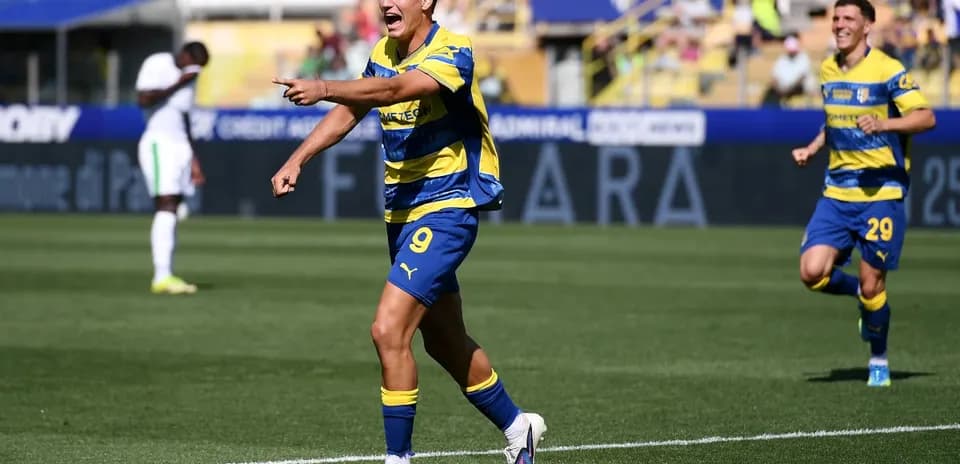 Player celebrating a goal during Parma match