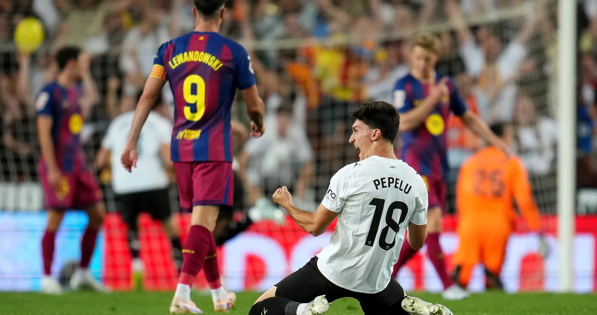 Pepelu celebrating a goal against Barcelona