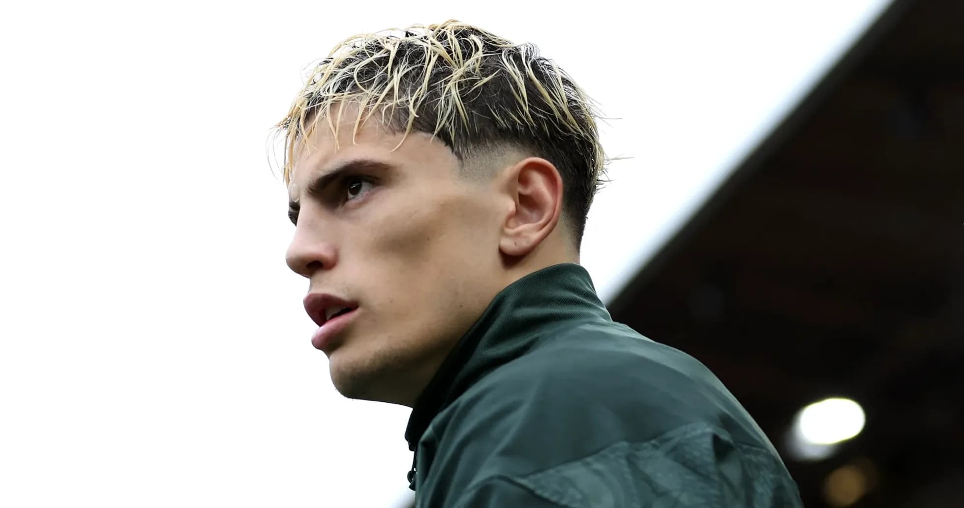 Player with blonde hair in training attire