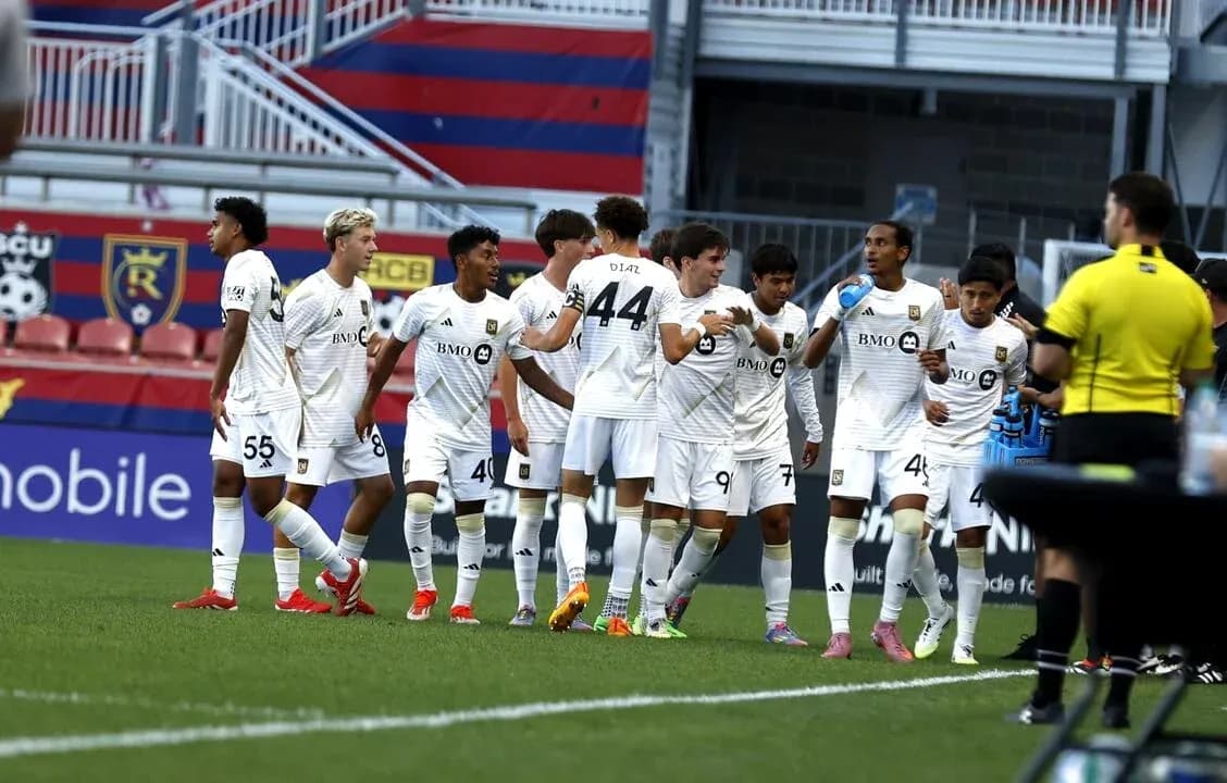 Los Angeles FC II players celebrating a goal