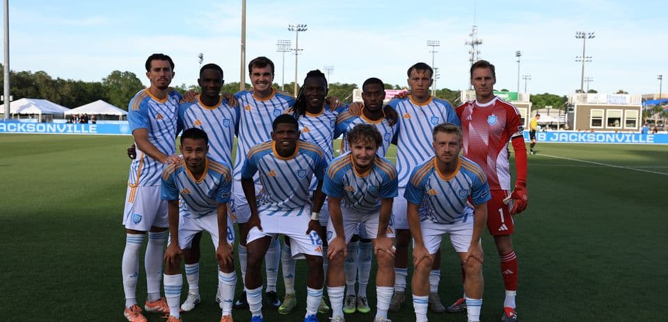 Sporting JAX team photo before the match