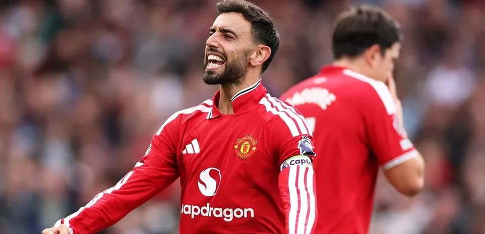 Bruno Fernandes celebrating during Manchester United match