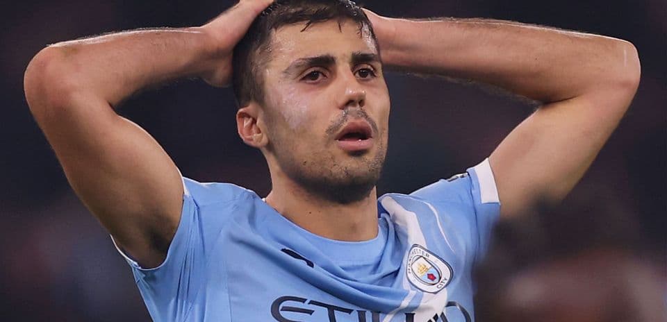 Manchester City Rejects Barcelona’s Second Bid for Rodri as Transfer Stalls