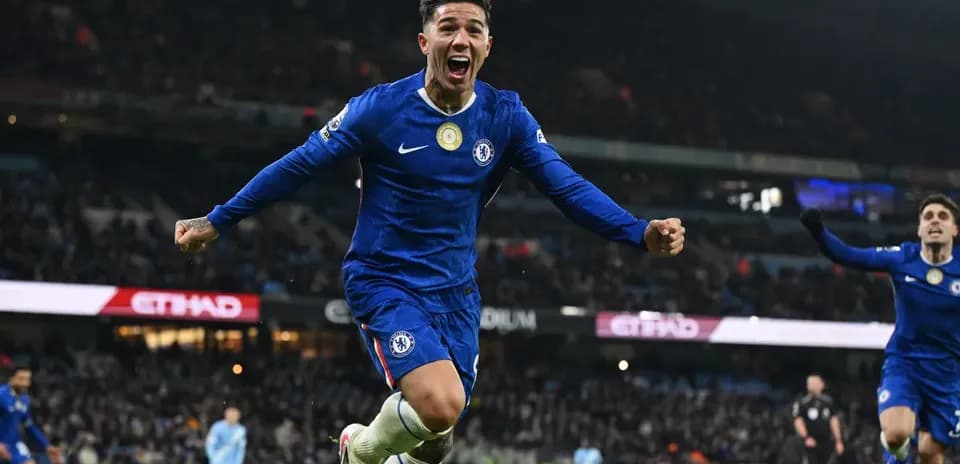 Chelsea Sets £120m Deadline for Man City to Sign Enzo Fernandez