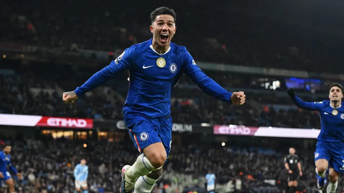 Chelsea Sets £120m Deadline for Man City to Sign Enzo Fernandez