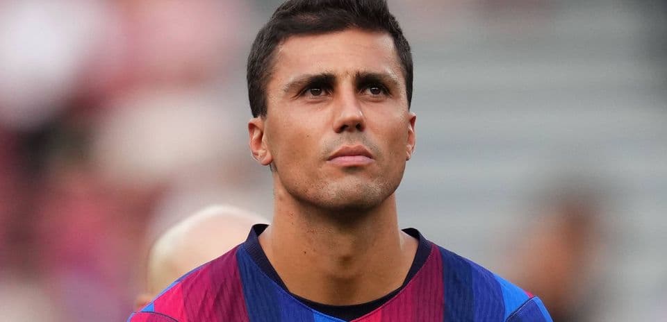 Barcelona Cancels World Cup Tribute for Spain Stars Amid Fan-Police Clashes