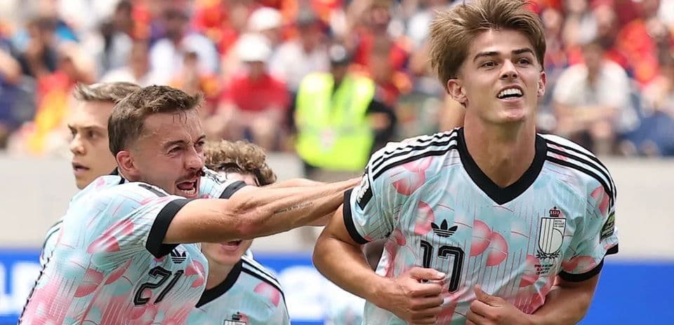 Atalanta Sets €50 Million Price for World Cup Star Charles De Ketelaere Amid Interest from Bayern Munich and PSG
