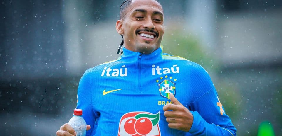 Raphinha Takes Over Brazil’s Number 10 Shirt Ahead of Friendlies Against Australia and India