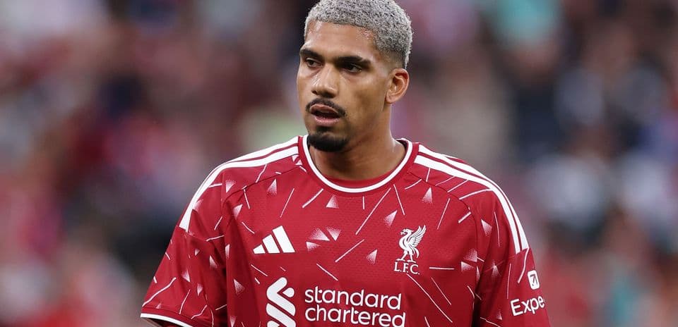 Ronald Araujo Shocked by Premier League's Relentless Pace After Liverpool Loan from Barcelona