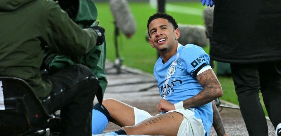 Manchester City Pursues Chelsea Winger Pedro Neto as Savinho Eyes Tottenham Move