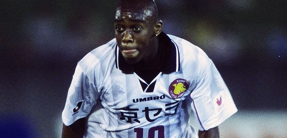Regis Pitbull: Former Corinthians and Vasco Striker Now Homeless Amid Crack Addiction
