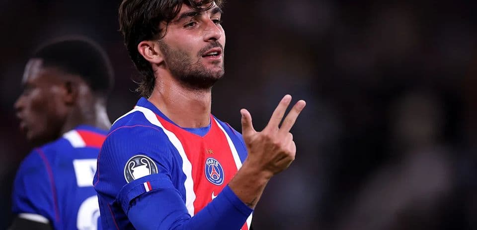 Ferran Torres Shines with Hat Trick as PSG Dominate; Barcelona, Liverpool, Arsenal Secure Wins in Champions League Openers