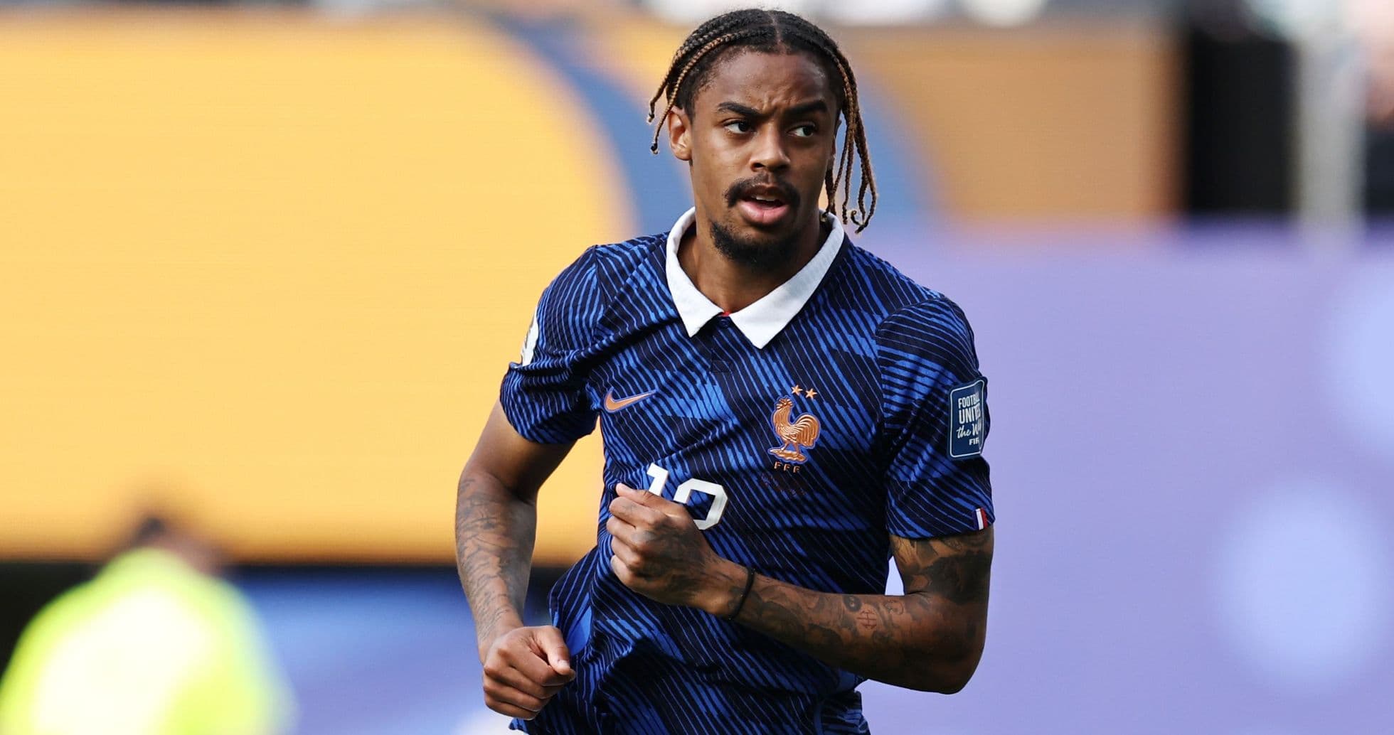Liverpool Prepares New Offer for Bradley Barcola Following PSG’s £47m Signing of Mika Godts