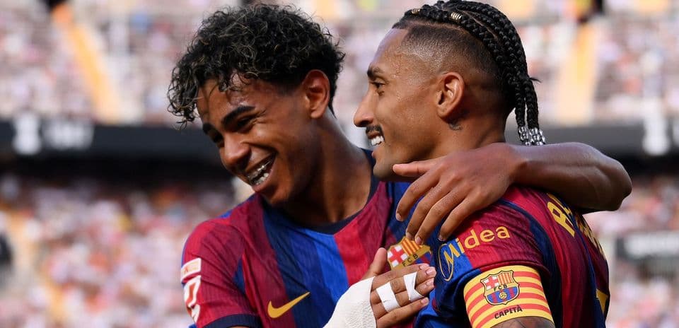 Lamine Yamal's Brace and Raphinha Matching Messi Propel Barcelona to 5-0 Win Over Valencia