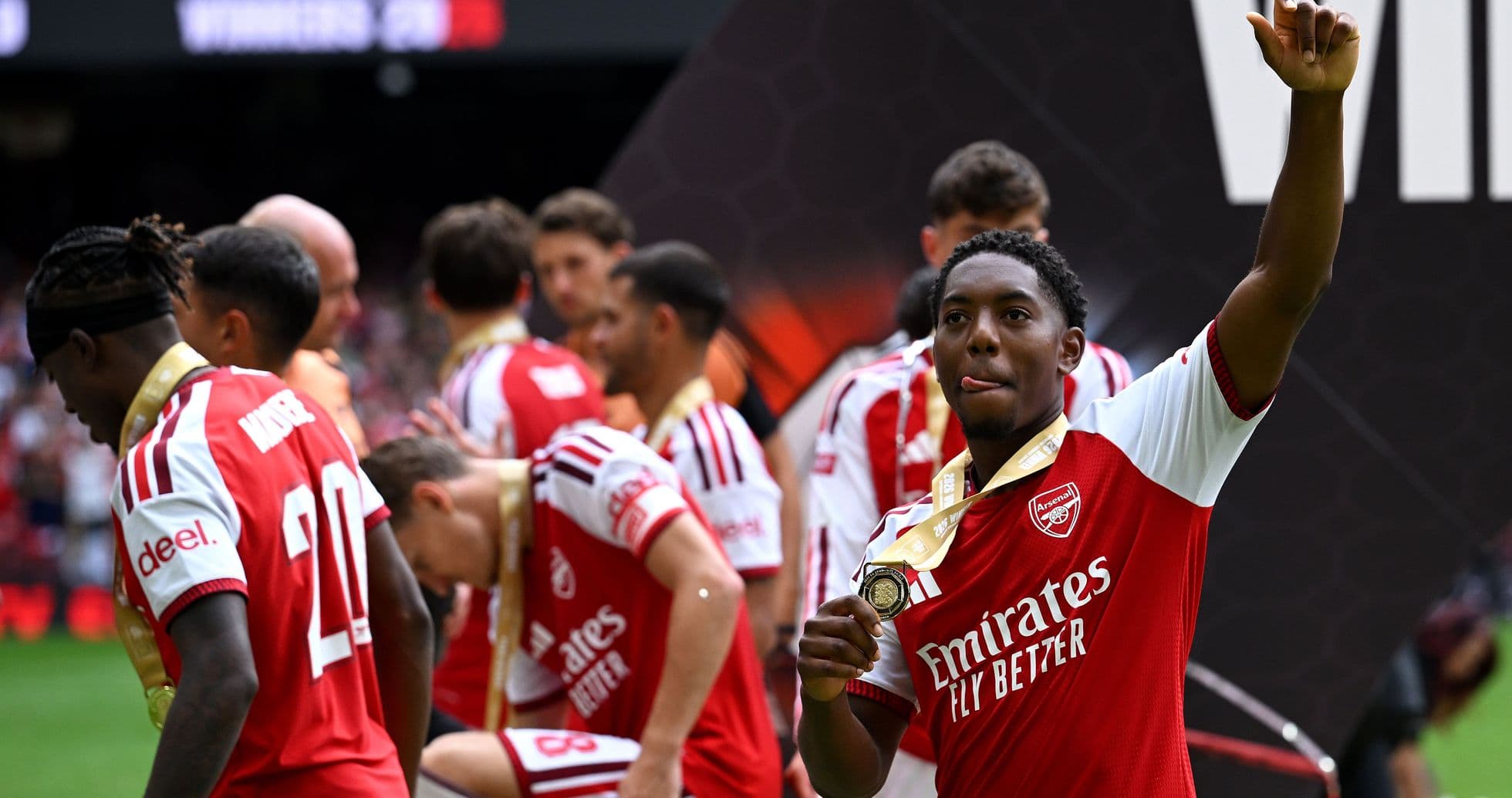 Alan Pardew Says Arsenal Stand Clear Above Premier League Rivals After Community Shield Win