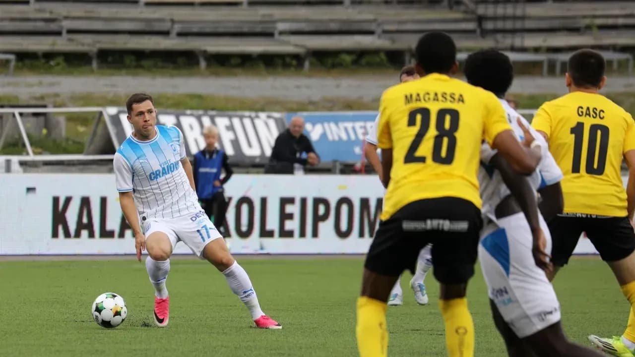Player dribbling during KuPS match Player dribbling during KuPS match