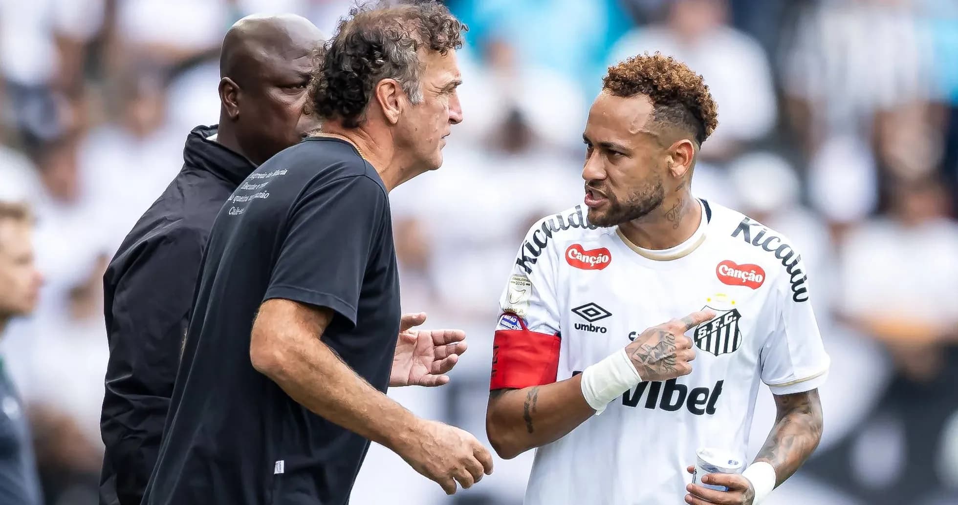 Neymar discussing with coach during match preparation Neymar discussing with coach during match preparation