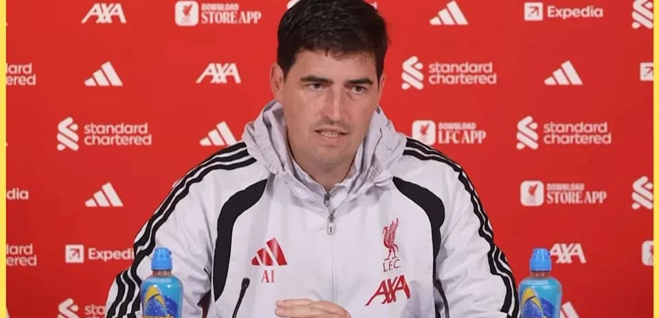 Manager speaking at Liverpool press conference backdrop Manager speaking at Liverpool press conference backdrop