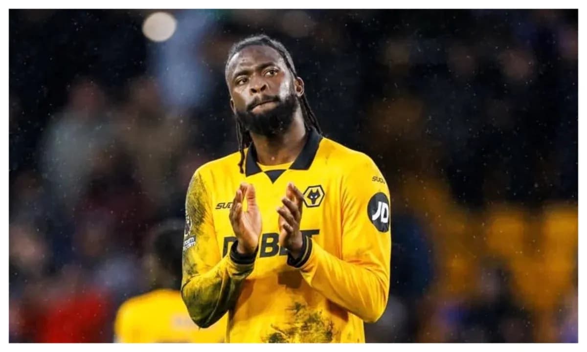 Wolverhampton player applauding fans after match Wolverhampton player applauding fans after match