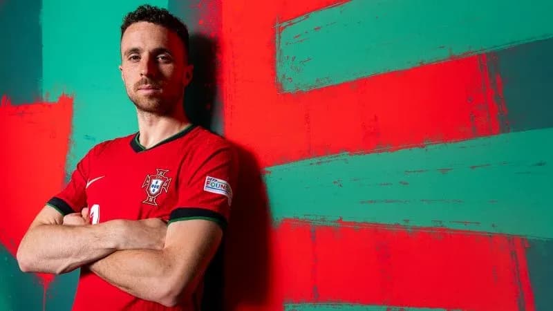 Player posing in Portugal national team jersey Player posing in Portugal national team jersey