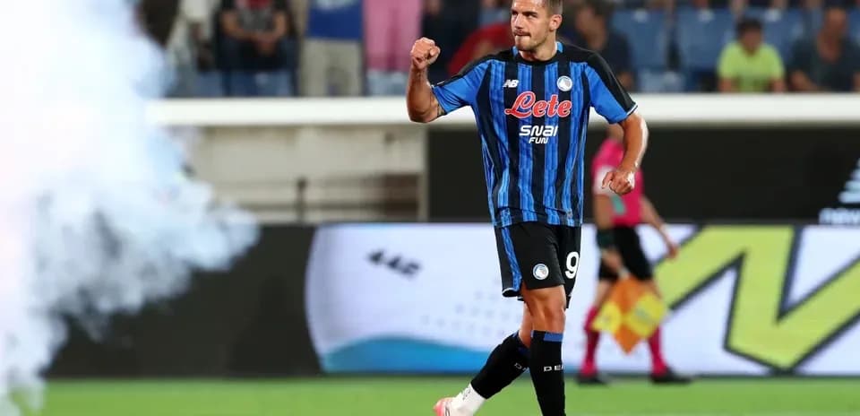 Atalanta player celebrating a goal Atalanta player celebrating a goal