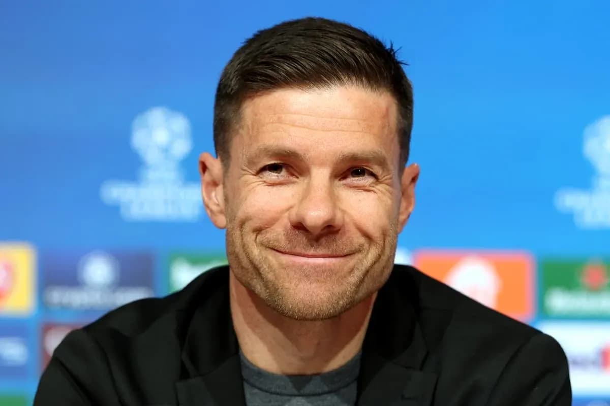 Coach speaking at UEFA Champions League press conference Coach speaking at UEFA Champions League press conference