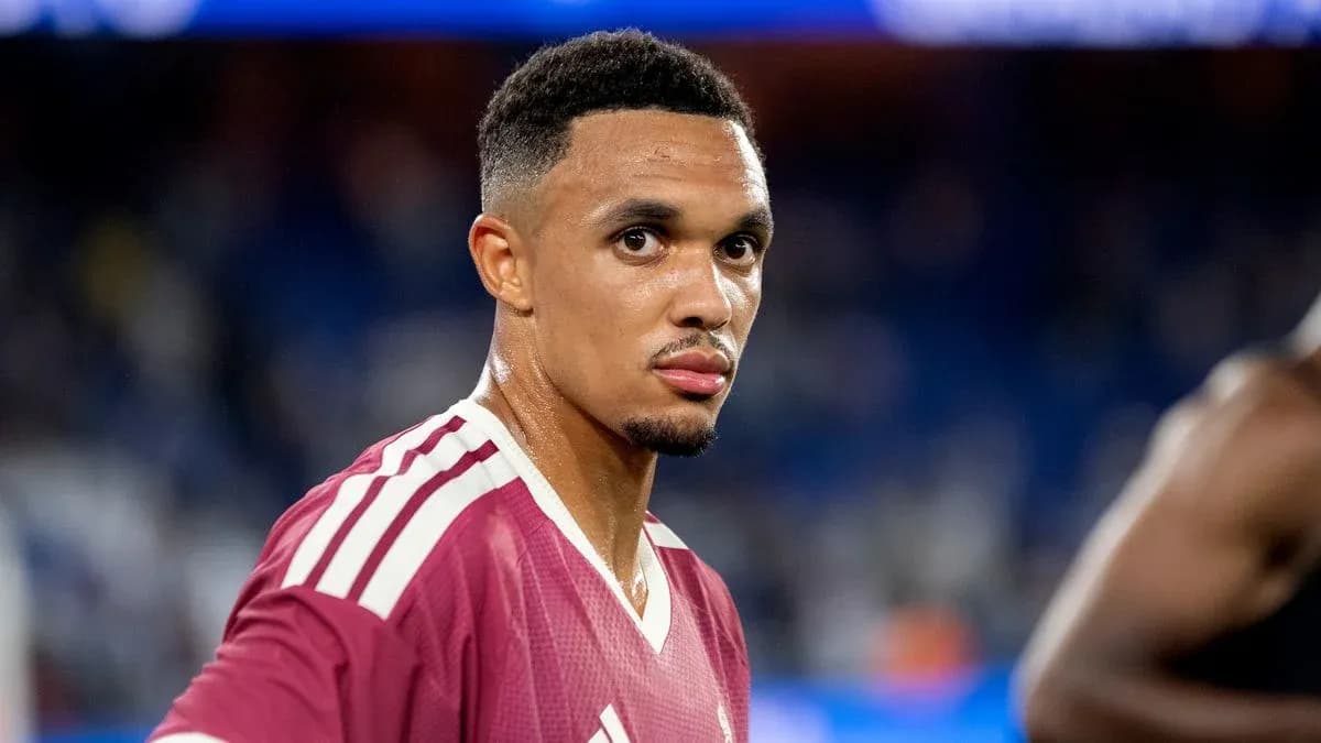 Player in maroon jersey during match Player in maroon jersey during match