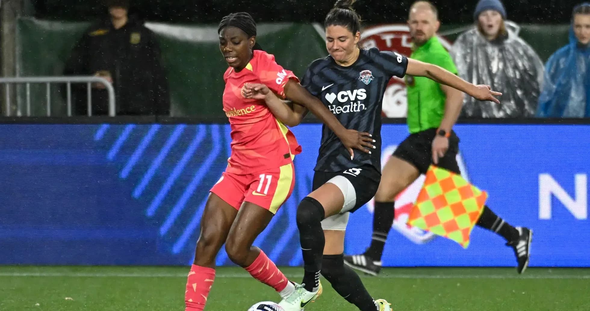 Portland Thorns player challenges Washington Spirit opponent Portland Thorns player challenges Washington Spirit opponent