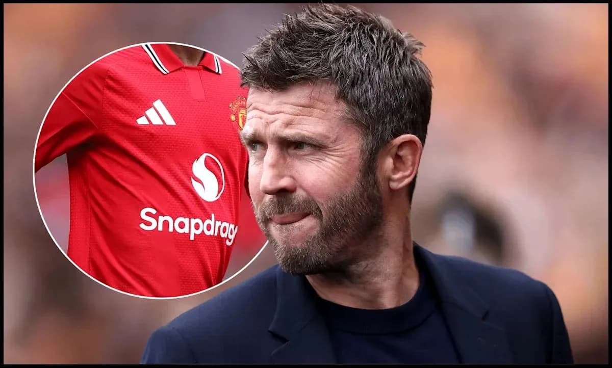 Manager walking past Manchester United jersey close-up Manager walking past Manchester United jersey close-up