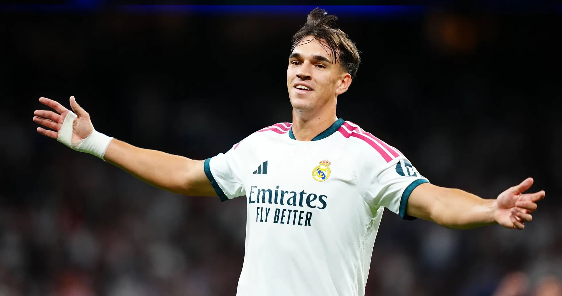 Player celebrating in Real Madrid jersey during match Player celebrating in Real Madrid jersey during match