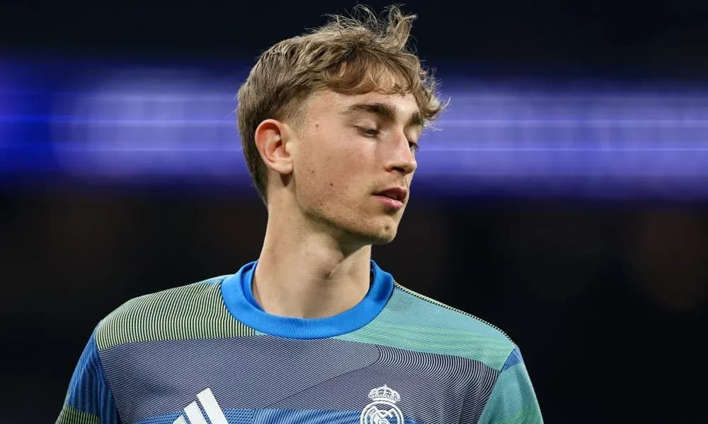 Goalkeeper wearing Real Madrid kit during match Goalkeeper wearing Real Madrid kit during match