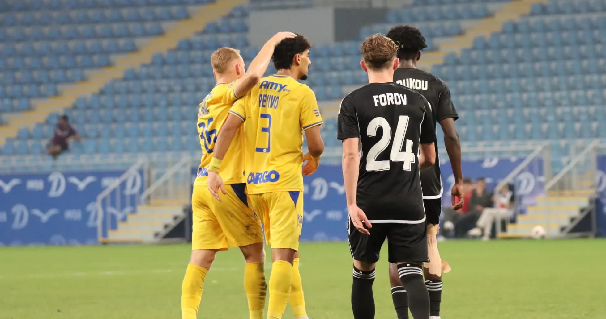 Maccabi Tel Aviv players celebrating on the pitch Maccabi Tel Aviv players celebrating on the pitch